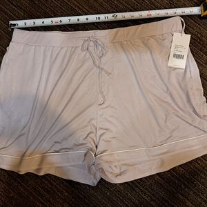 Cozy Earth Lilac Women's Sleep Shorts, Size XXL / 2XL - New With Tags!